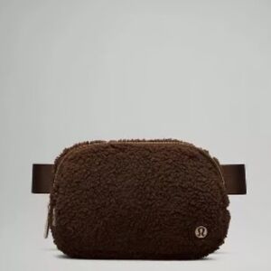 Lululemon Sherpa Belt Bag - Dark Brown
